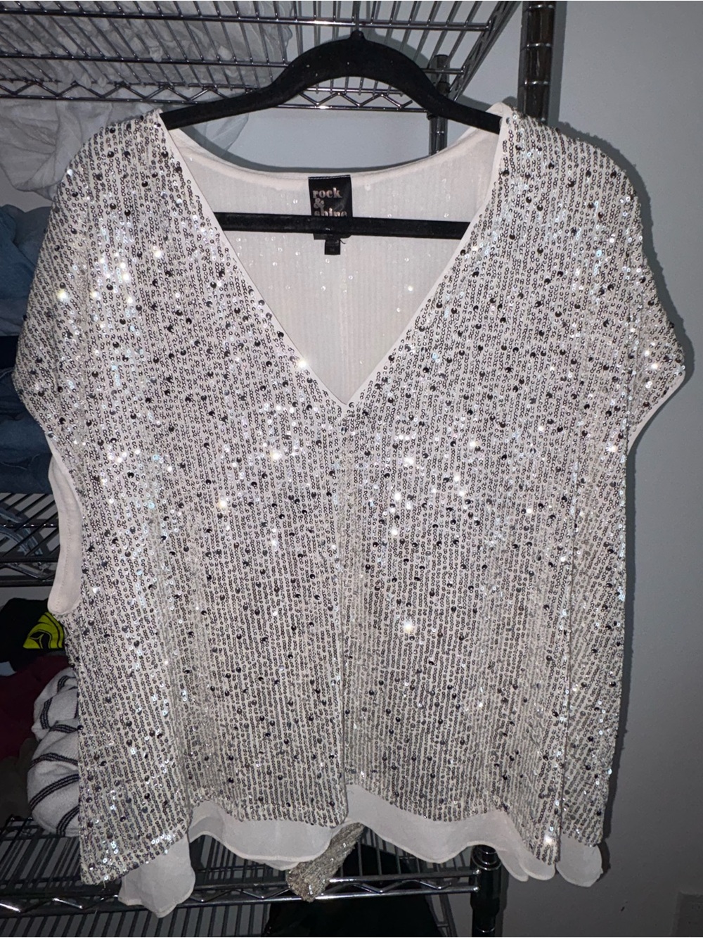 Rock & Republic Silver Sequin V-Neck Tunic Top